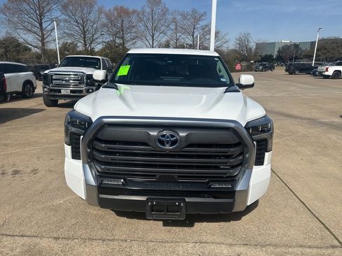 Used 2024 Toyota Tundra Limited image 2
