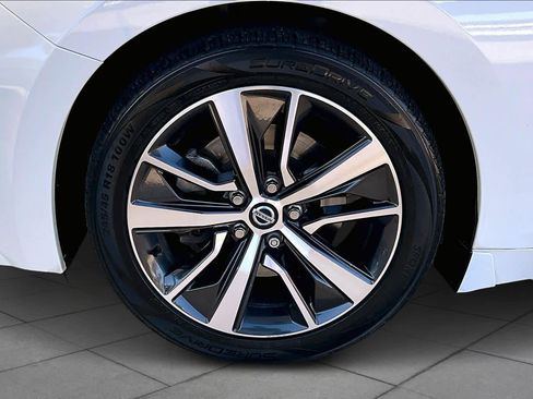 Used 2020 Nissan Maxima 3.5 S w/ Floor Mat Group image 9