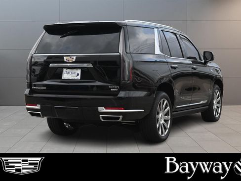 Certified 2026 Cadillac Escalade Luxury w/ Touring Package AWD/4WD image 5