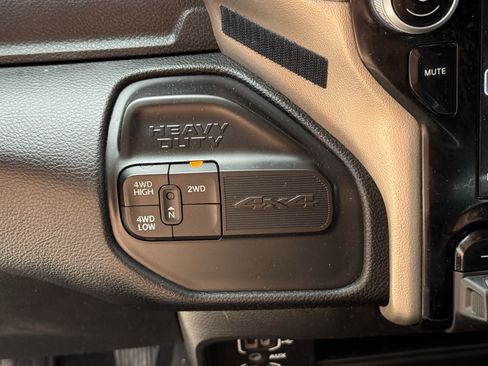 Used 2024 RAM 2500 Laramie w/ Safety Group AWD/4WD image 24