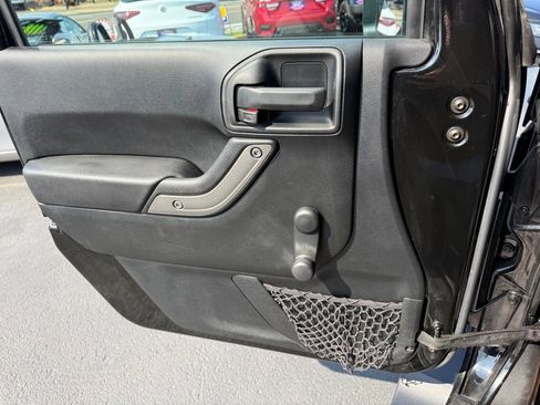 Used 2017 Jeep Wrangler Sport S w/ Quick Order Package 24S image 21