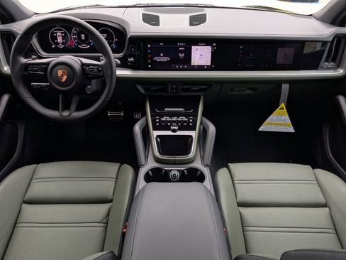 New 2026 Porsche Cayenne S AWD/4WD image 20