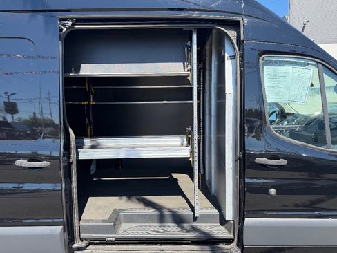 Used 2018 Ford Transit 250 148 High Roof Extended image 9