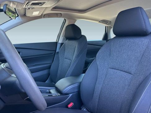 Used 2023 Honda Accord EX image 5