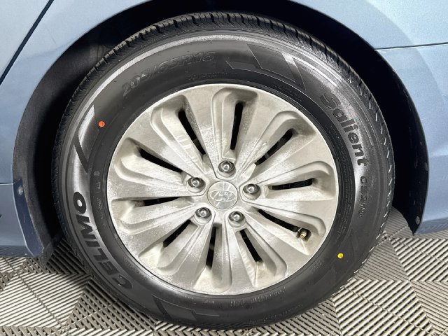 Used 2016 Hyundai Sonata SE FWD image 34