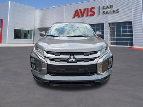 Used 2025 Mitsubishi Outlander Sport SE AWD/4WD image 2