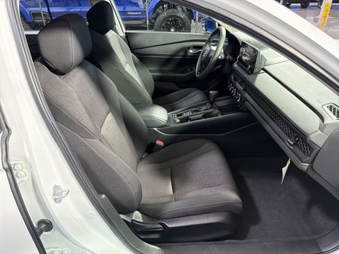 Used 2024 Honda Accord EX image 24