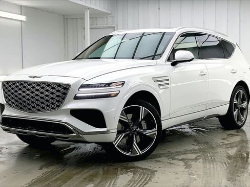 Used 2025 Genesis GV80 3.5T Prestige image 2