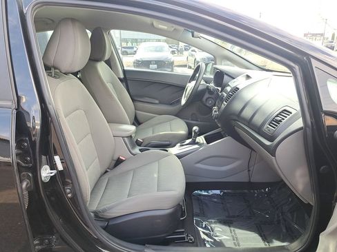 Used 2016 Kia Forte LX FWD image 17