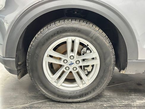 Certified 2022 Ford Explorer XLT image 25