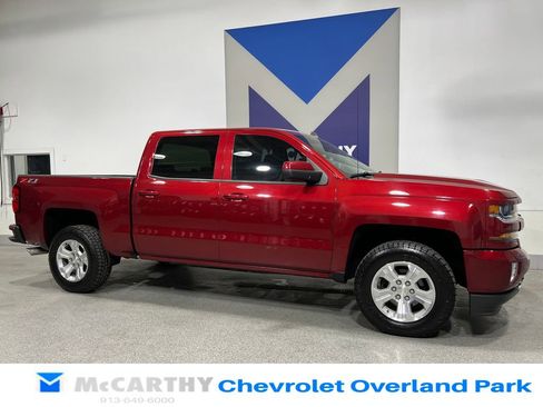 Used 2018 Chevrolet Silverado 1500 LT w/ All Star Edition image 3