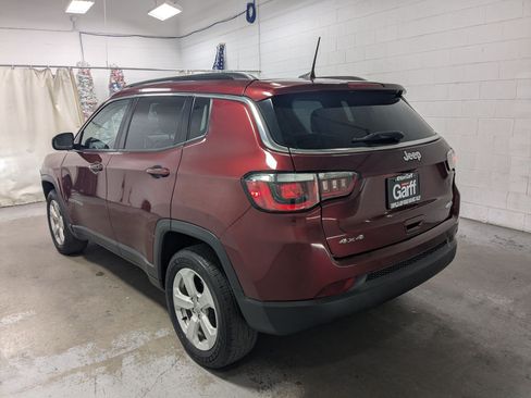 Used 2021 Jeep Compass Latitude AWD/4WD image 9