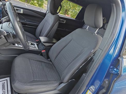 Used 2020 Ford Explorer XLT AWD/4WD image 14