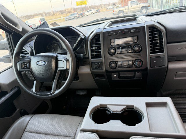 Used 2019 Ford F550 2WD Regular Cab Super Duty image 8