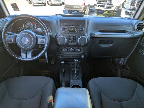 Used 2017 Jeep Wrangler Unlimited Sport w/ Quick Order Package 24S image 16