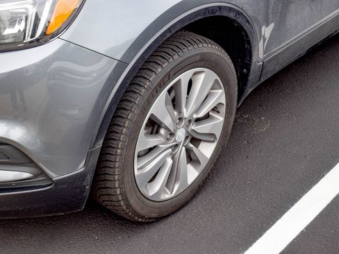 Used 2019 Buick Encore Preferred AWD/4WD image 11