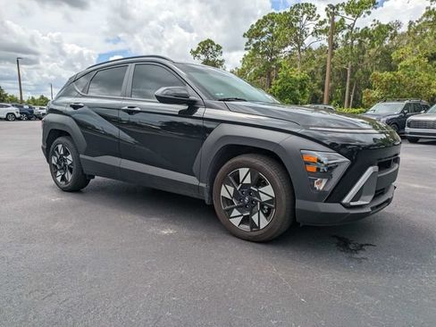 Certified 2025 Hyundai Kona SEL FWD image 2
