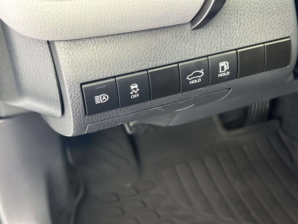 Certified 2024 Toyota Camry LE FWD image 17