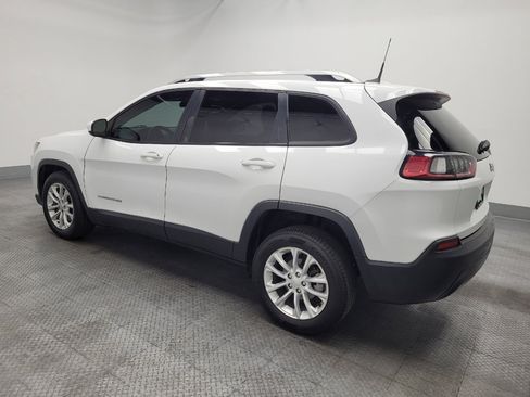 Used 2020 Jeep Cherokee Latitude FWD image 3