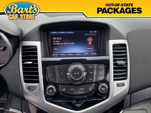 Used 2016 Chevrolet Cruze LT image 31