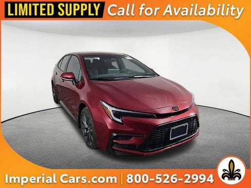 Used 2026 Toyota Corolla SE w/ SE Package image 1