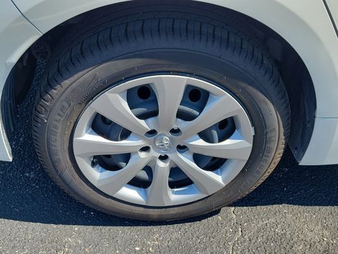 Certified 2024 Toyota Corolla LE FWD image 10
