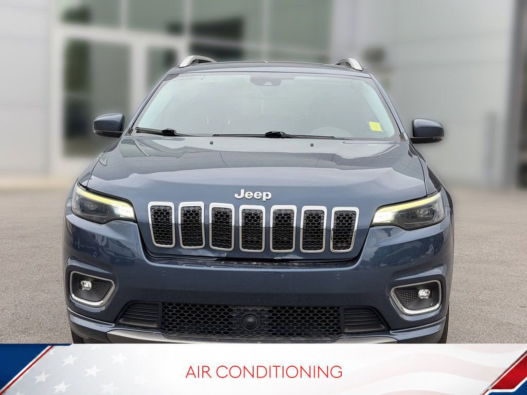 Used 2021 Jeep Cherokee Latitude Lux w/ Comfort/Convenience Group AWD/4WD image 3