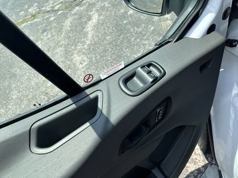 Used 2025 Ford Transit 250 Low Roof w/ Exterior Upgrade Package RWD image 17