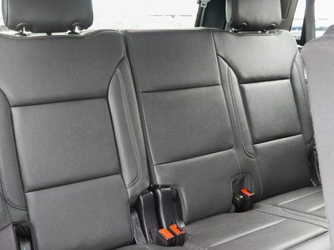 Used 2025 Chevrolet Tahoe Z71 image 21