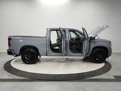 Used 2024 Chevrolet Silverado 1500 RST AWD/4WD image 16