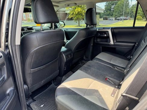 Used 2016 Toyota 4Runner SR5 Premium AWD/4WD image 13