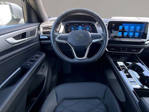 Certified 2026 Volkswagen Atlas Cross Sport SE AWD/4WD image 5