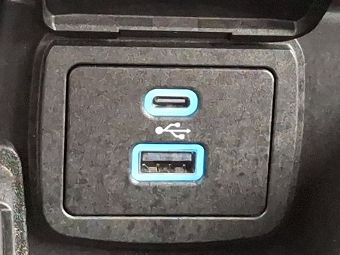 Used 2025 Ford Bronco Outer Banks image 26