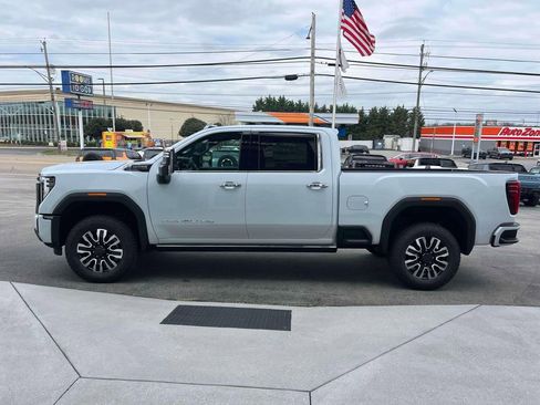New 2026 GMC Sierra 2500 Denali Ultimate w/ Max Trailering Package AWD/4WD image 6