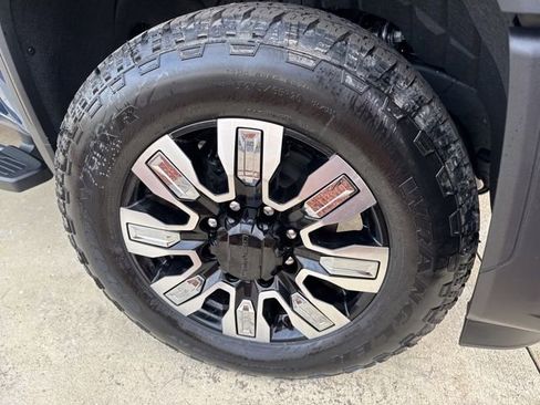 New 2026 GMC Sierra 2500 Denali w/ Snow Plow Prep/Camper Package AWD/4WD image 39