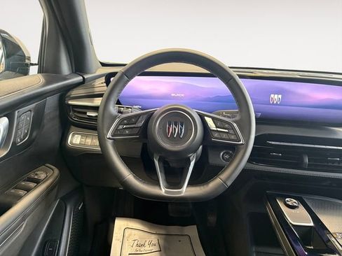 Used 2025 Buick Enclave Sport Touring w/ Power Package image 9