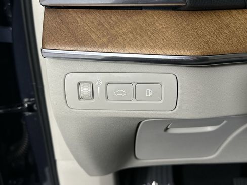 Used 2021 Volvo XC90 T8 Inscription Expression w/ Protection Package Premier image 15