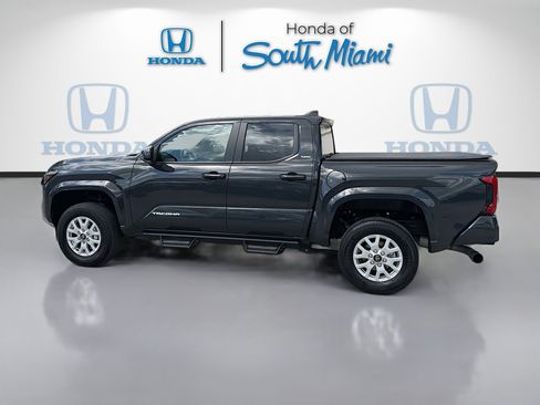 Used 2025 Toyota Tacoma SR5 RWD image 4