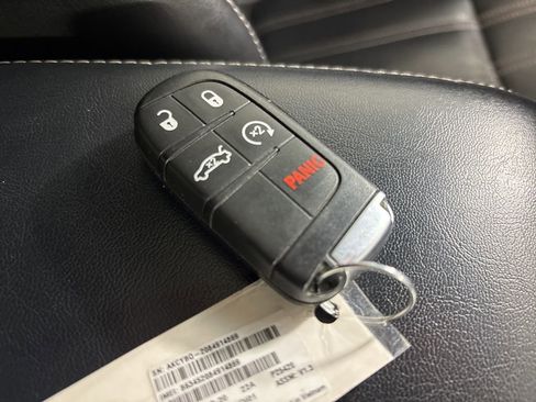 Used 2023 Chrysler 300 S image 49