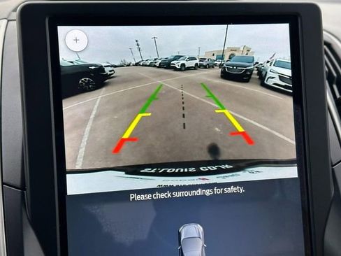 Used 2023 Ford Edge SEL image 23