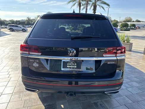 Used 2021 Volkswagen Atlas SEL Premium image 3