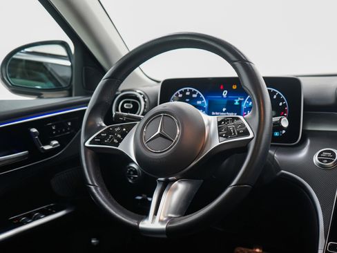 Used 2025 Mercedes-Benz C 300 4MATIC Sedan image 14