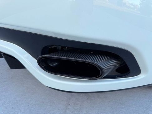 Used 2015 Maserati GranTurismo Sport image 32