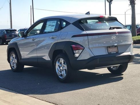 New 2026 Hyundai Kona SE FWD image 3