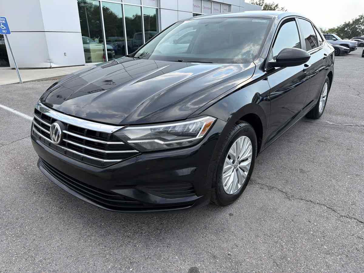 Used 2019 Volkswagen Jetta S w/ Driver Assistance Package FWD image 9