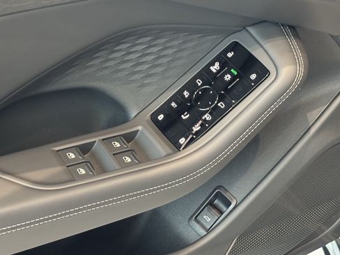 Certified 2026 Audi A6 Prestige AWD/4WD image 14