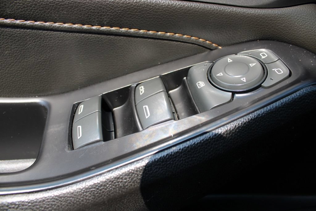 Used 2019 Chevrolet Traverse LT w/ LT Premium Package AWD/4WD image 28