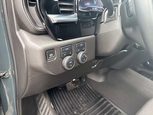 Used 2025 Chevrolet Silverado 1500 LT image 22