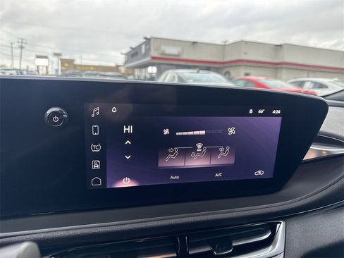 Used 2024 Buick Envista Sport Touring w/ Convenience I Package image 19