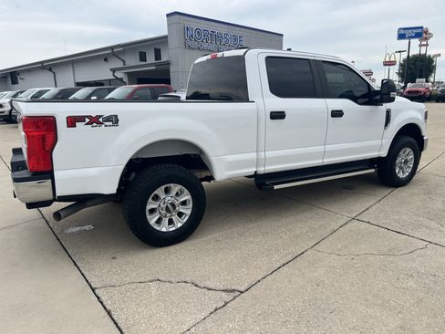 Used 2022 Ford F250 XL w/ STX Appearance Package AWD/4WD image 7